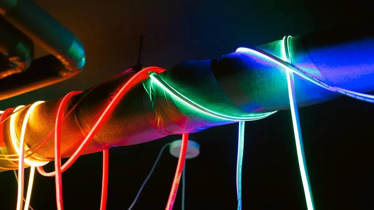3D-изгиб гибкого светодиодного неона: полное руководство по изогнутой архитектуре